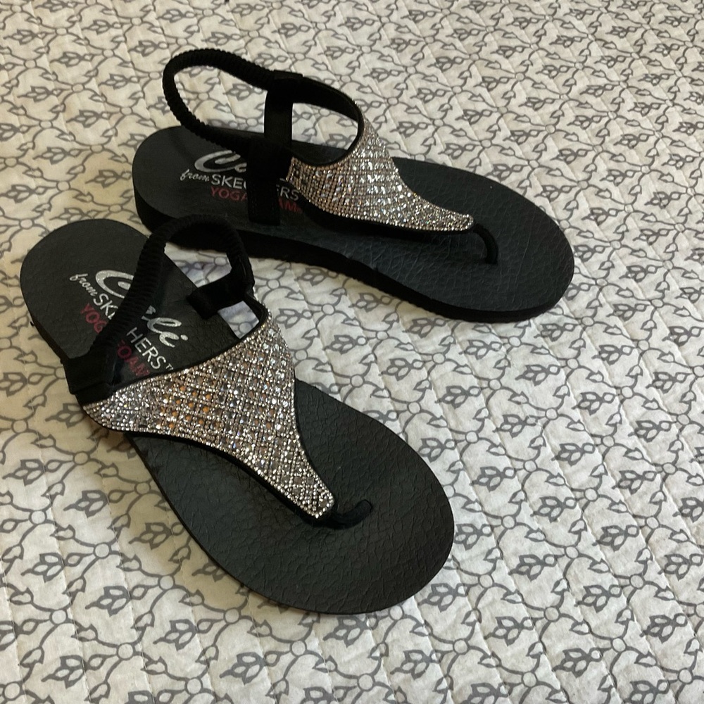 Skechers Women's Sandals with Black and Silver Sparkle